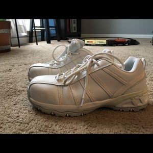 Women’s Steel Toe Shoes